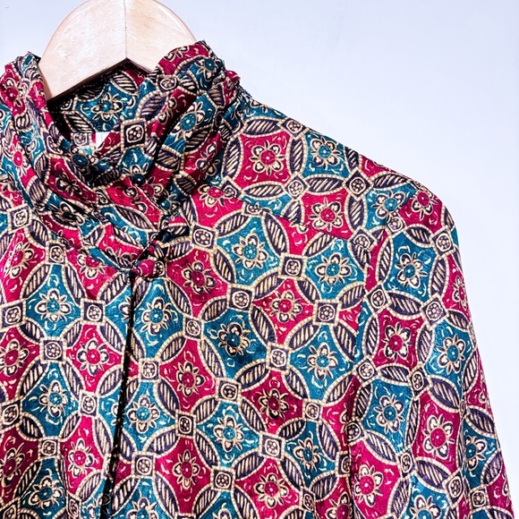 WORTHINGTON Vintage silky red and green floral shirt - Picture 3 of 8